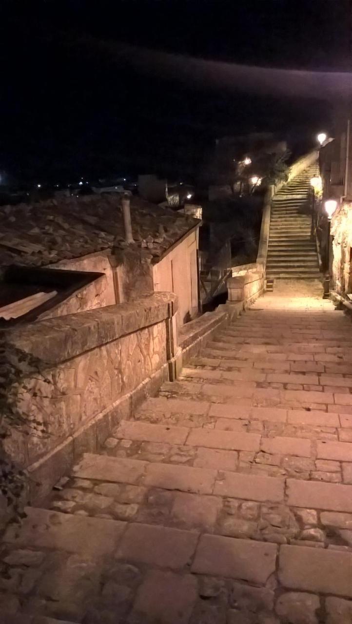 Dimora Del Pero Vila Palazzolo Acreide Exterior foto